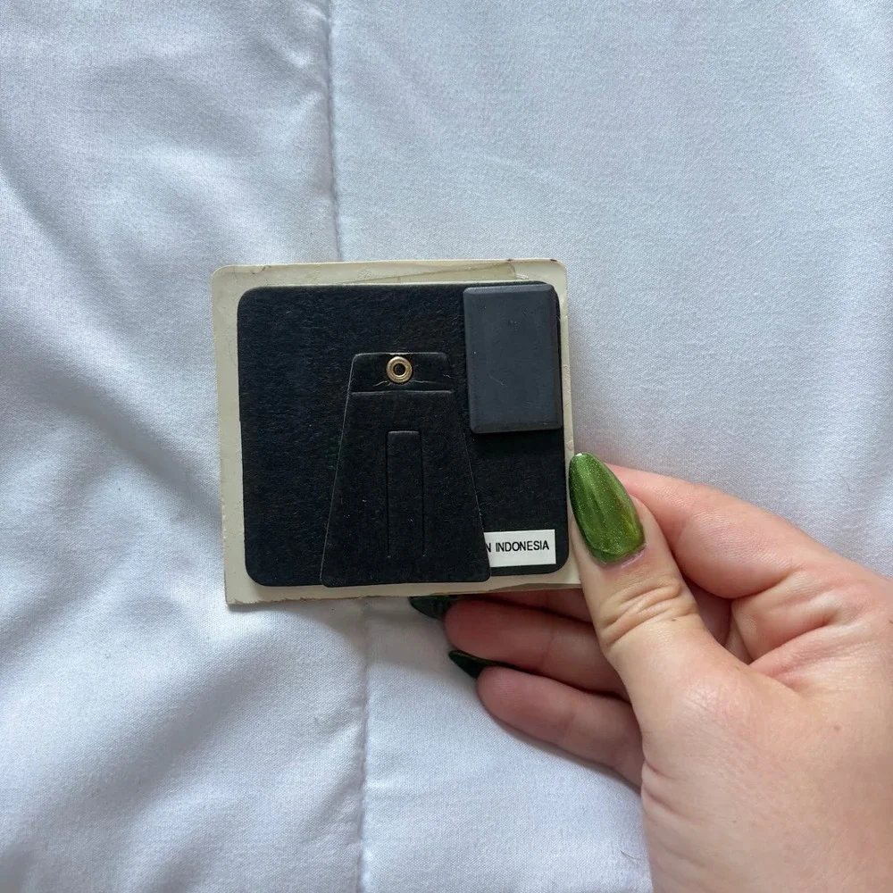 Vintage Hand Painted Sports Miniature Picture Frame Magnet 3D Resin 3.25 In